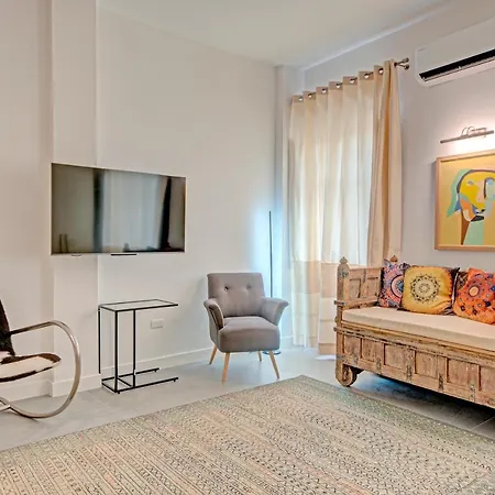 Right House Grand Sur Le Port - Harbour View Apartment *